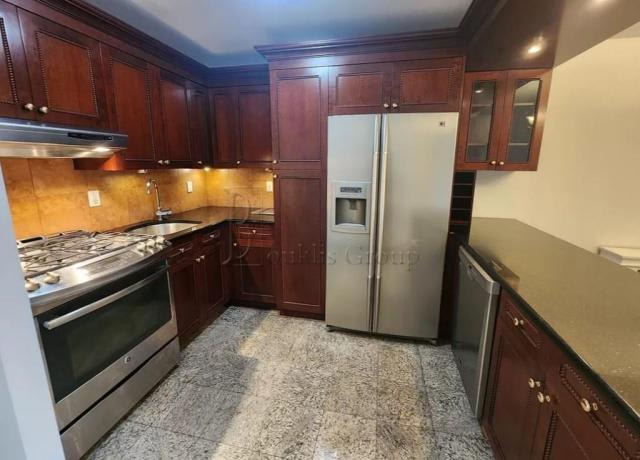 35-17 32nd Street – photo 2
