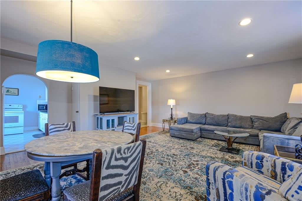 10 Pell Street – photo 5
