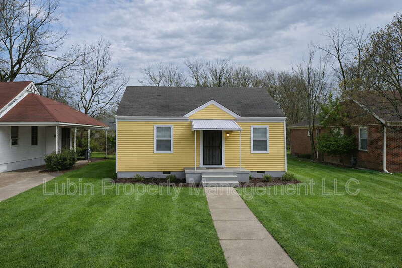 1368 Springdale St – photo 1