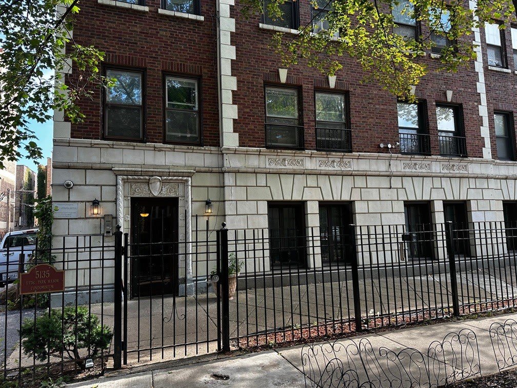 5135 S KENWOOD Avenue – photo 1
