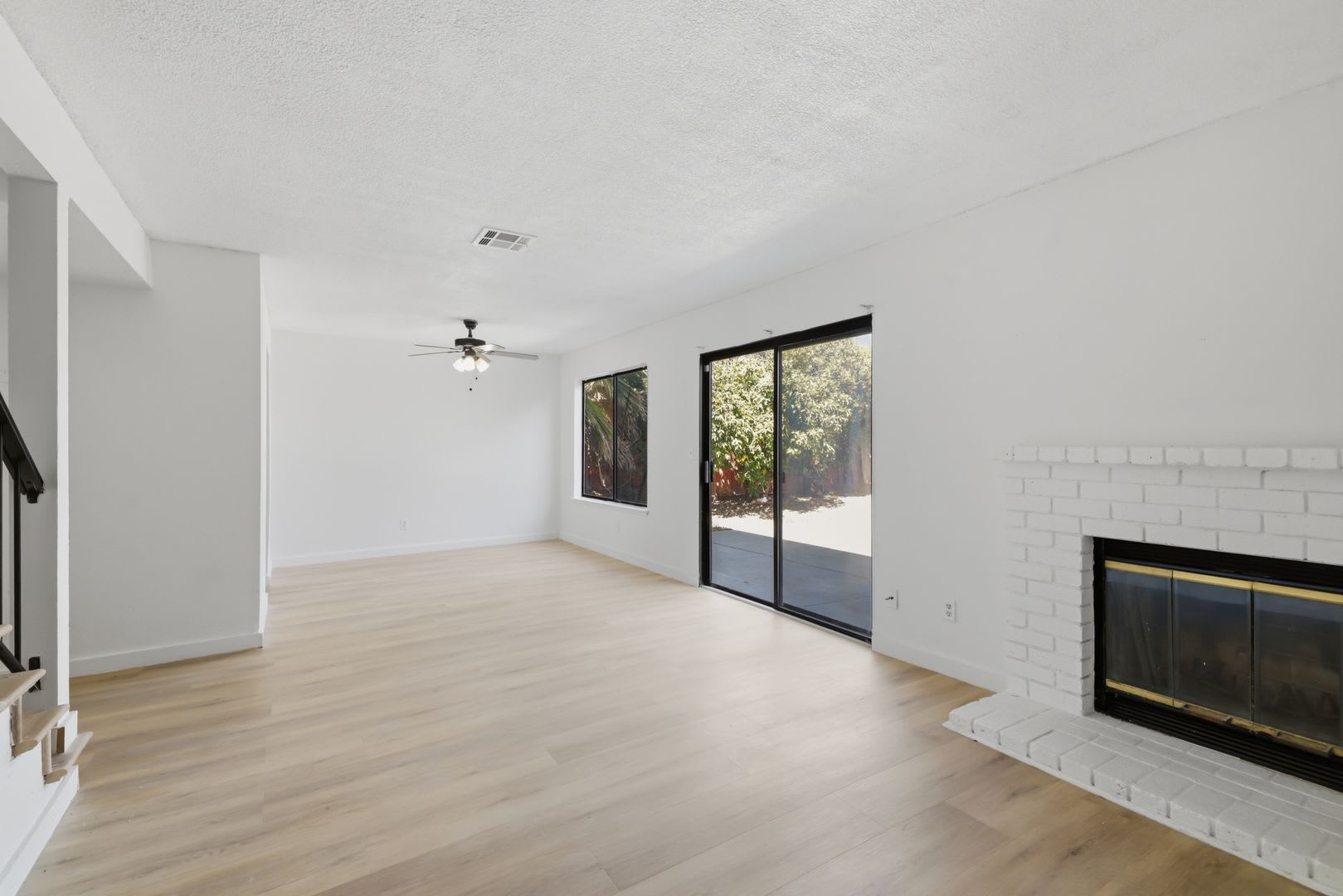 Fairfield, Remodeled 4 Bedroom Home on Quiet Court with Flexible Layout – photo 5