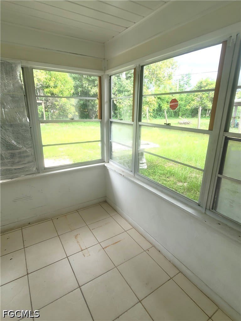 2931 Grand Avenue – photo 4