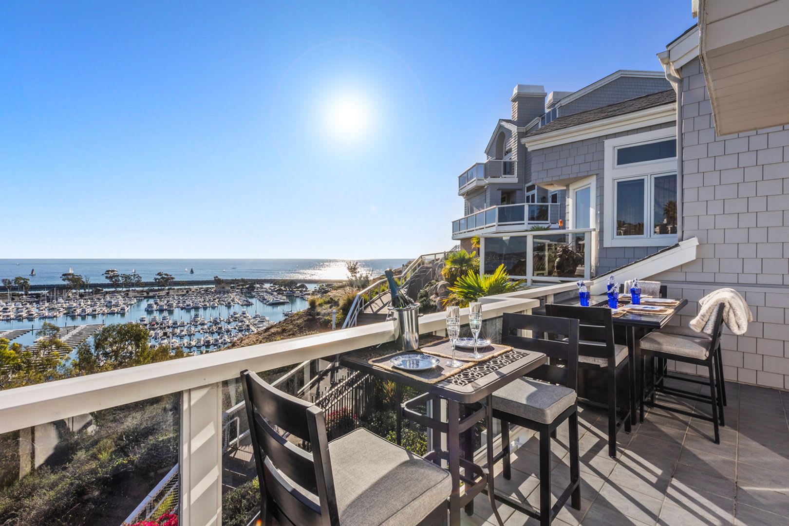 Luxury Executive Coastal Residence – photo 1