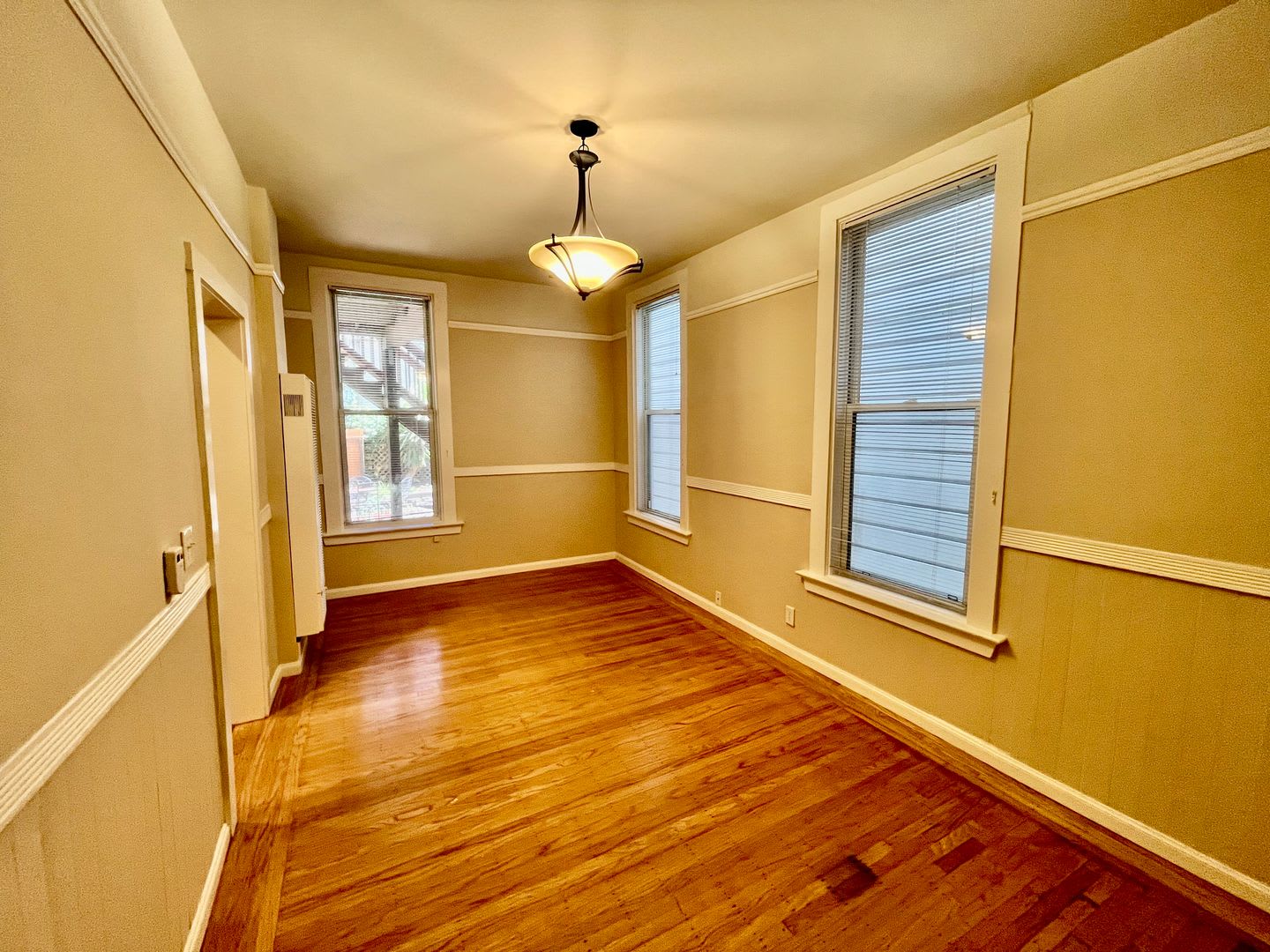 Gorgeous Victorian 1 Bed 1 Bath In The Heart Of The Haight – photo 1