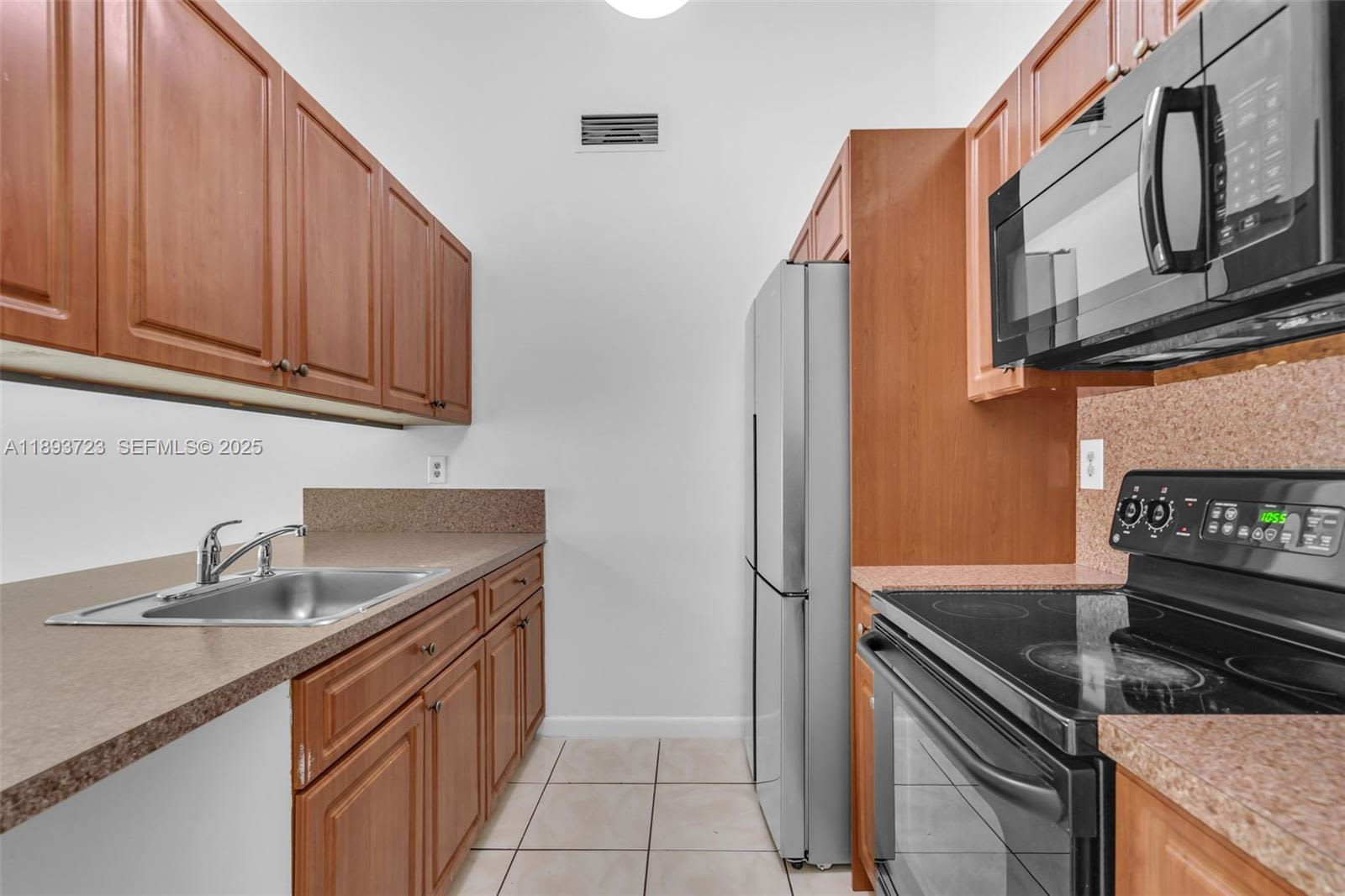 6713 Northwest 188Th Terrace – photo 3