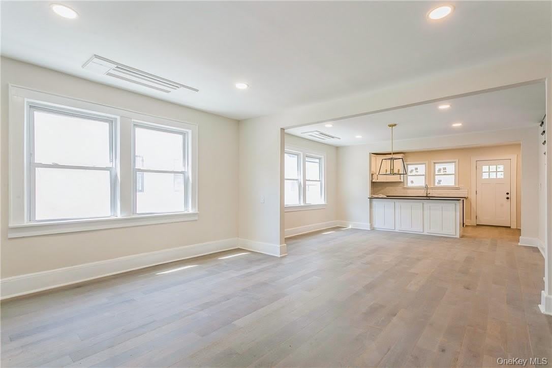 215 Purchase Street – photo 2