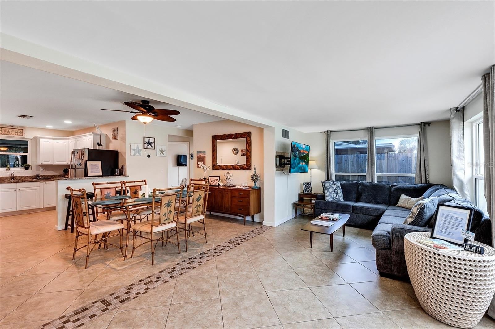 159 LAURIE Drive – photo 4