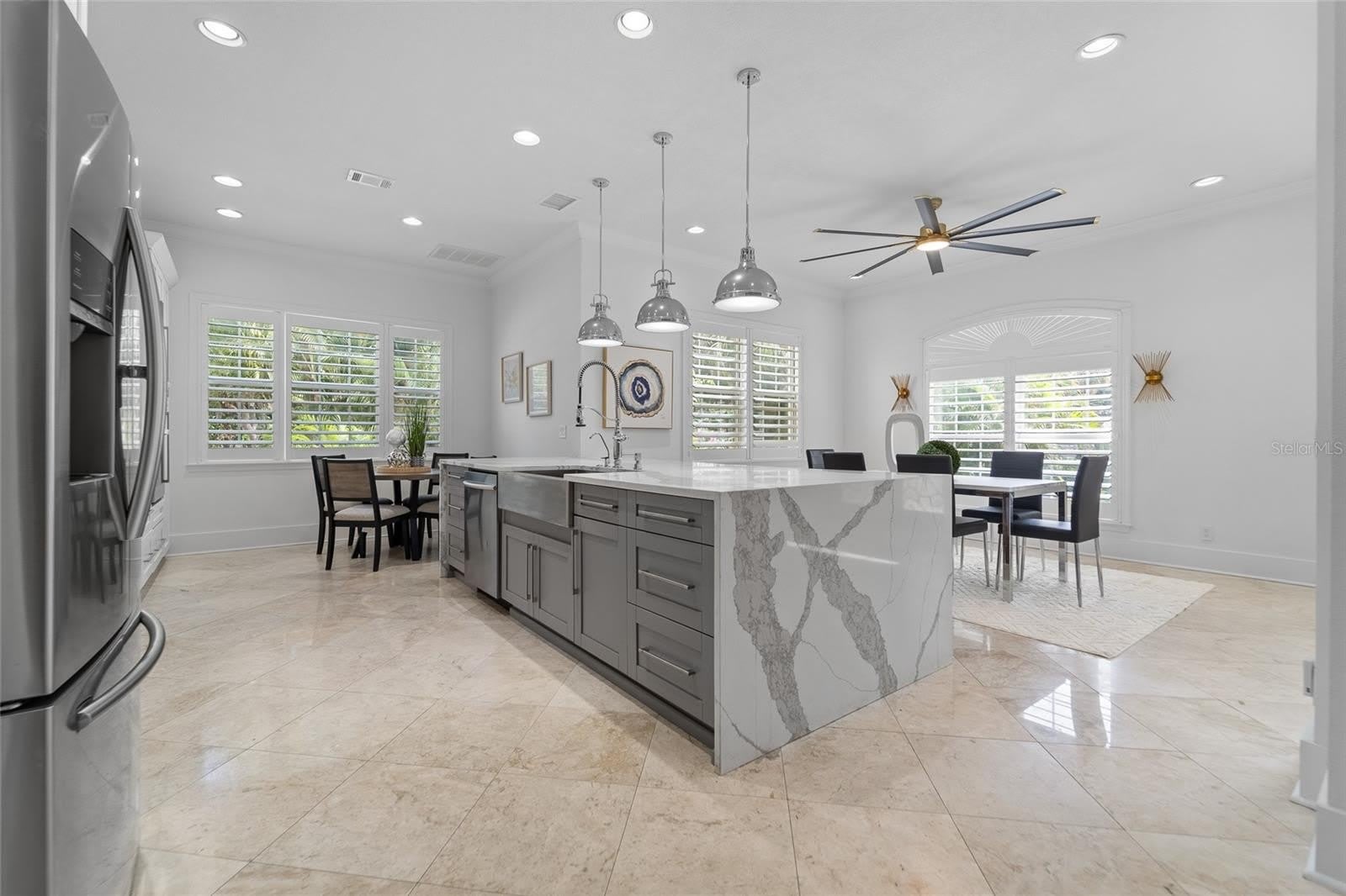 4802 W BEACHWAY Drive – photo 5