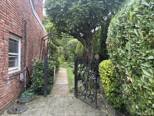 126 Hillside Avenue – photo 2