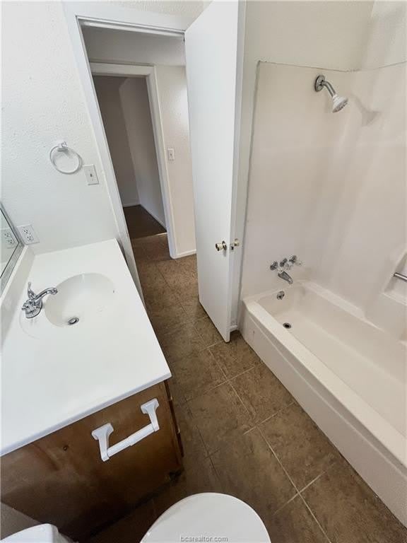 1602 Cloverdale Court – photo 5