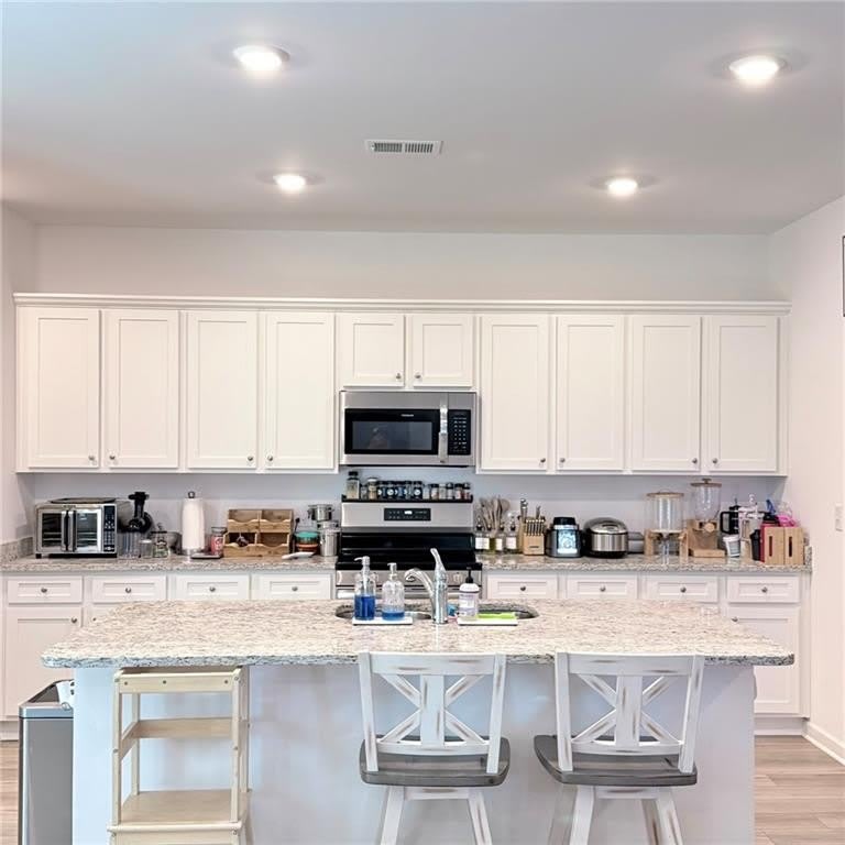 987 Evergreen Road – photo 3