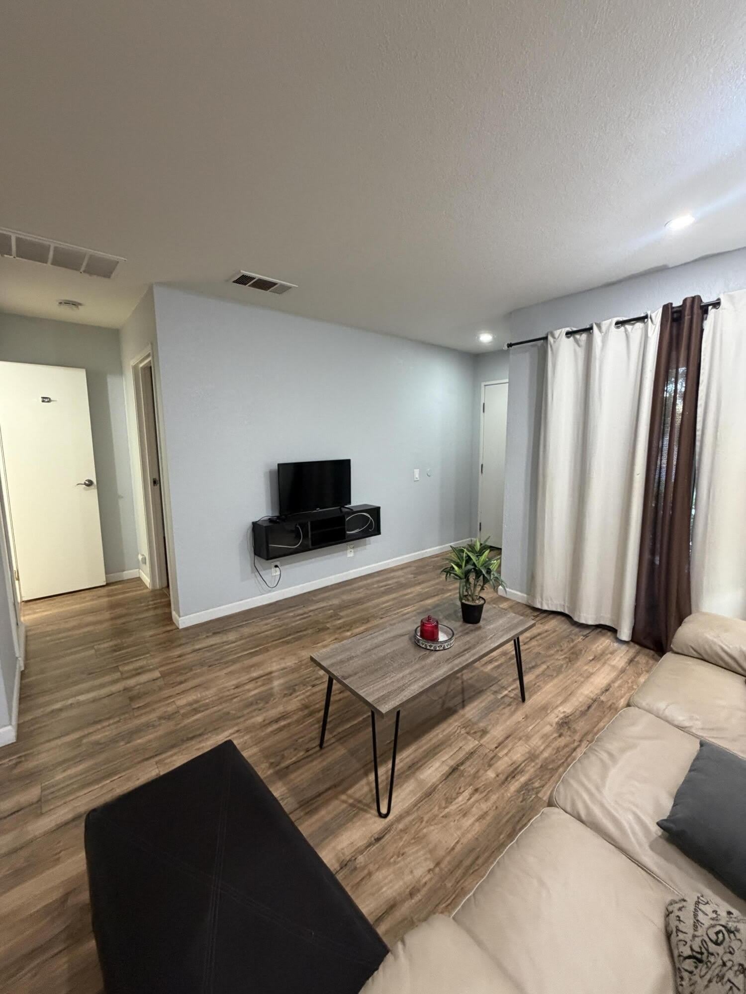 680 N Ashurst Court – photo 4