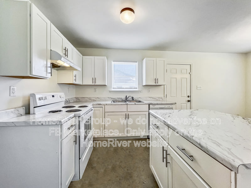 3848 Ajanders Dr – photo 4