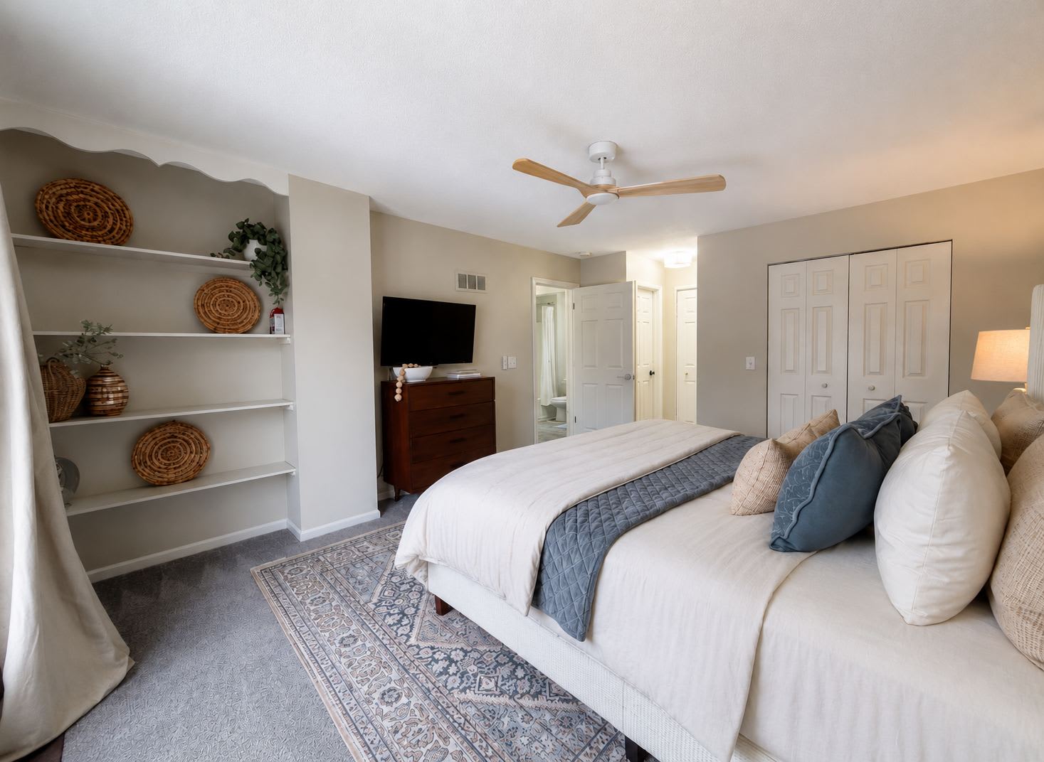 5936 Sawmill Woods Drive – photo 3