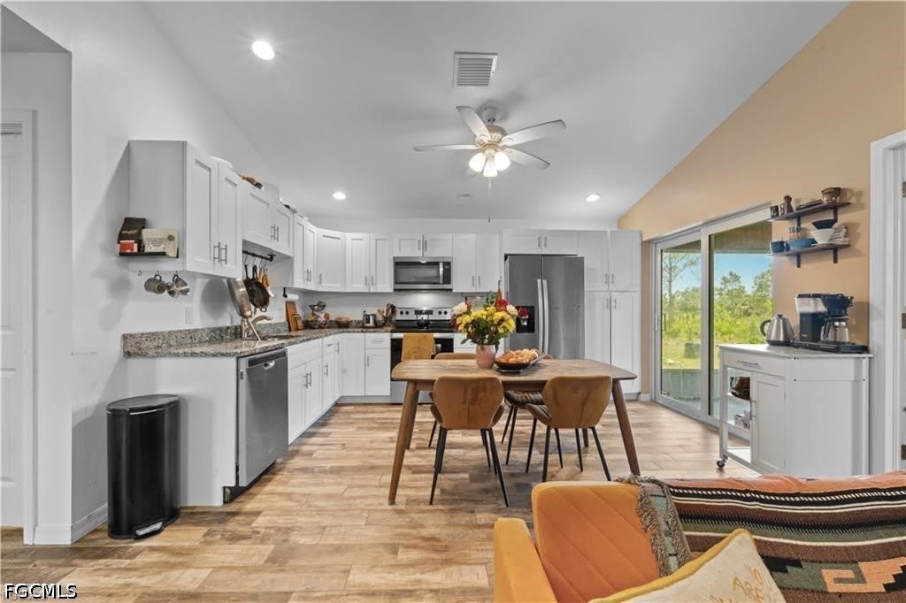 27433 Las Lomas Drive – photo 5