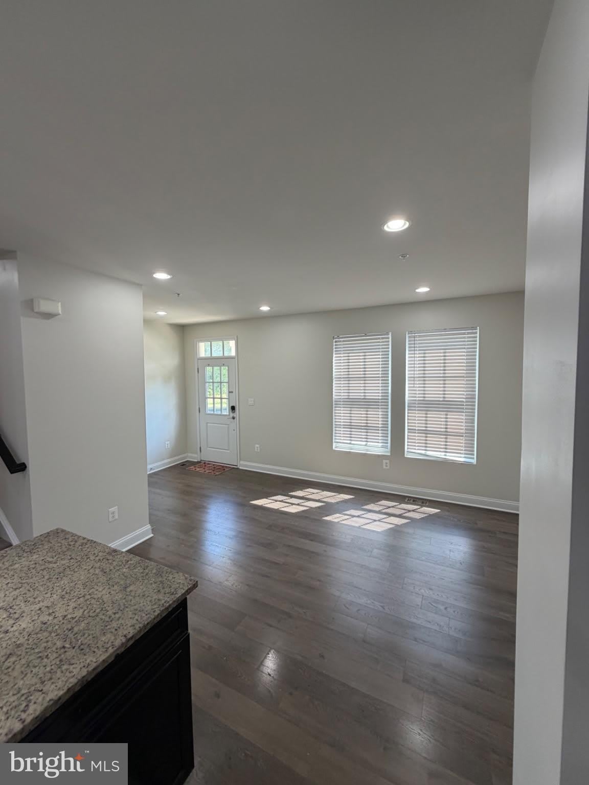 819 HERMAN Way – photo 2