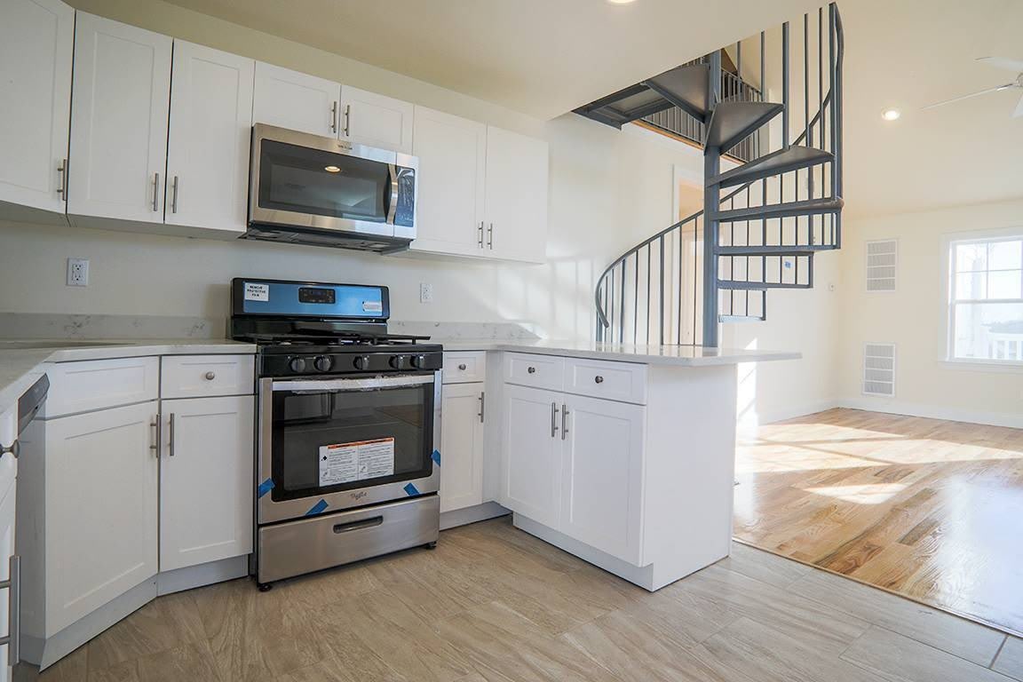 40 Cedar Swamp Rd – photo 2