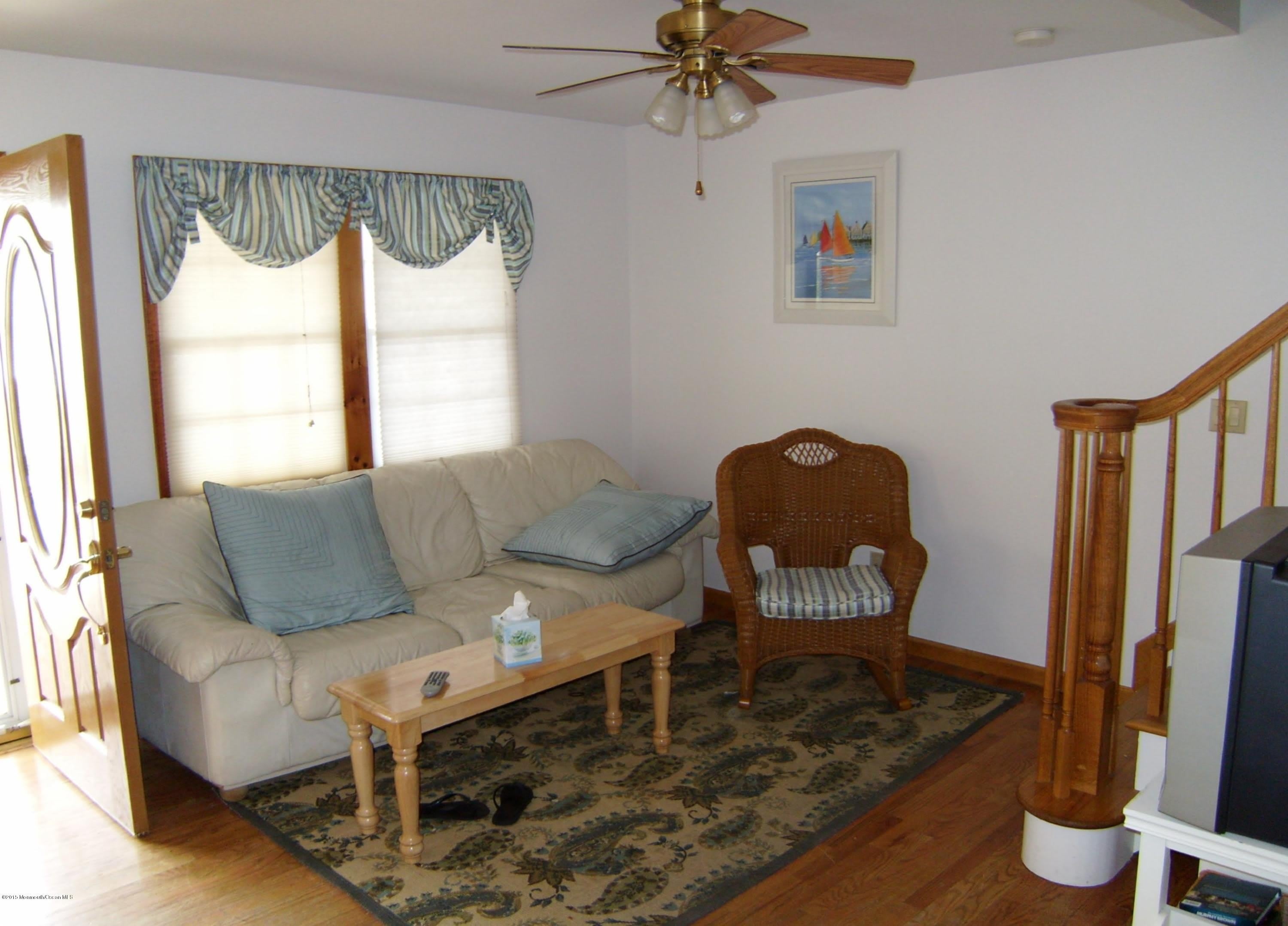327 New Bedford Road – photo 3