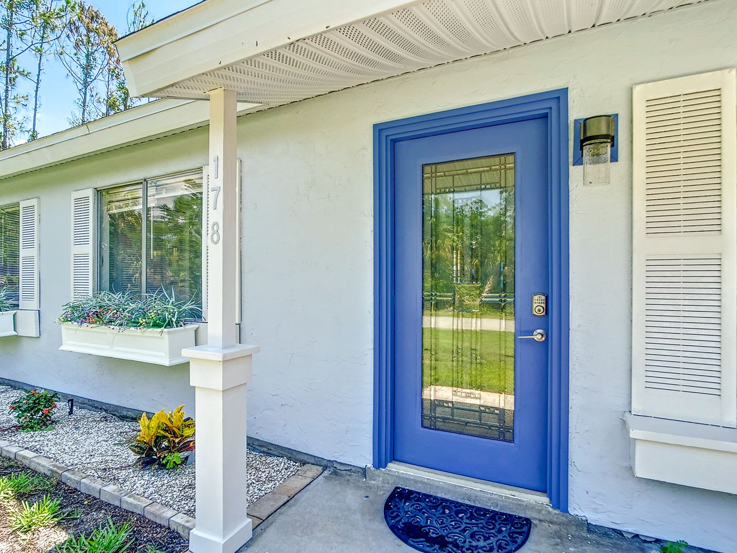 Bright & Spacious 3BR/2BA Port Charlotte Home – photo 3