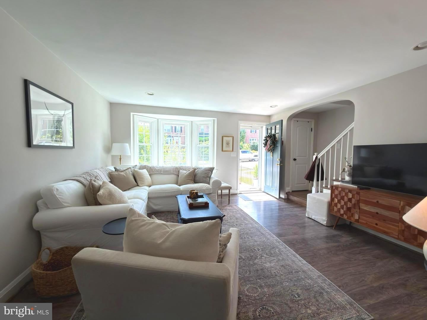 Beautiful 3-bedroom, 2-full-bath townhome in desirable Rodgers Forge! – photo 3
