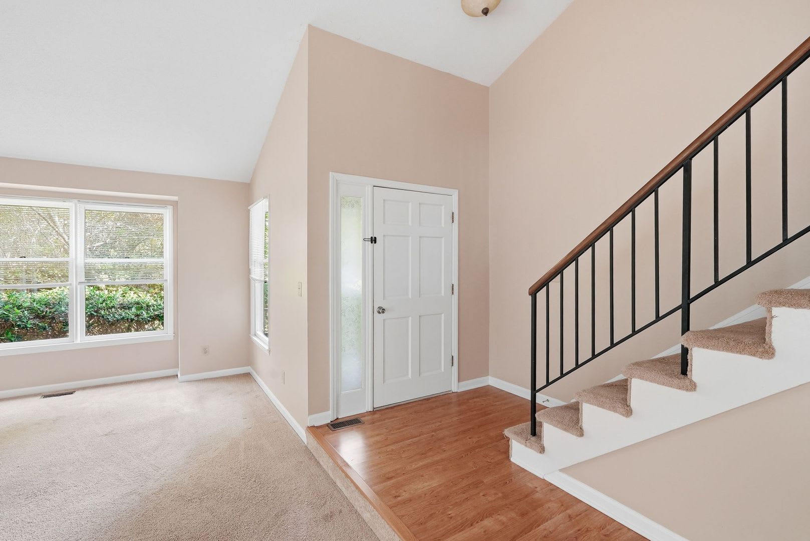 Move In Ready Three Bedroom Home – photo 4