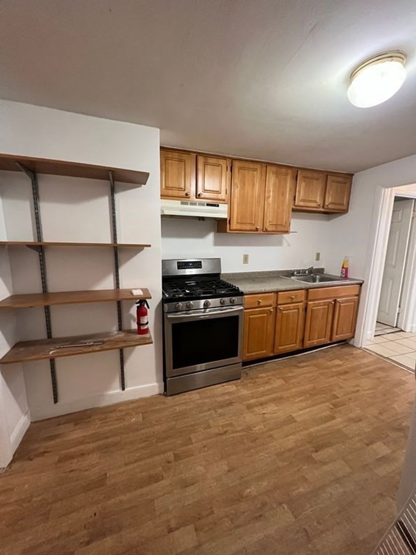 55 Leyden St – photo 1