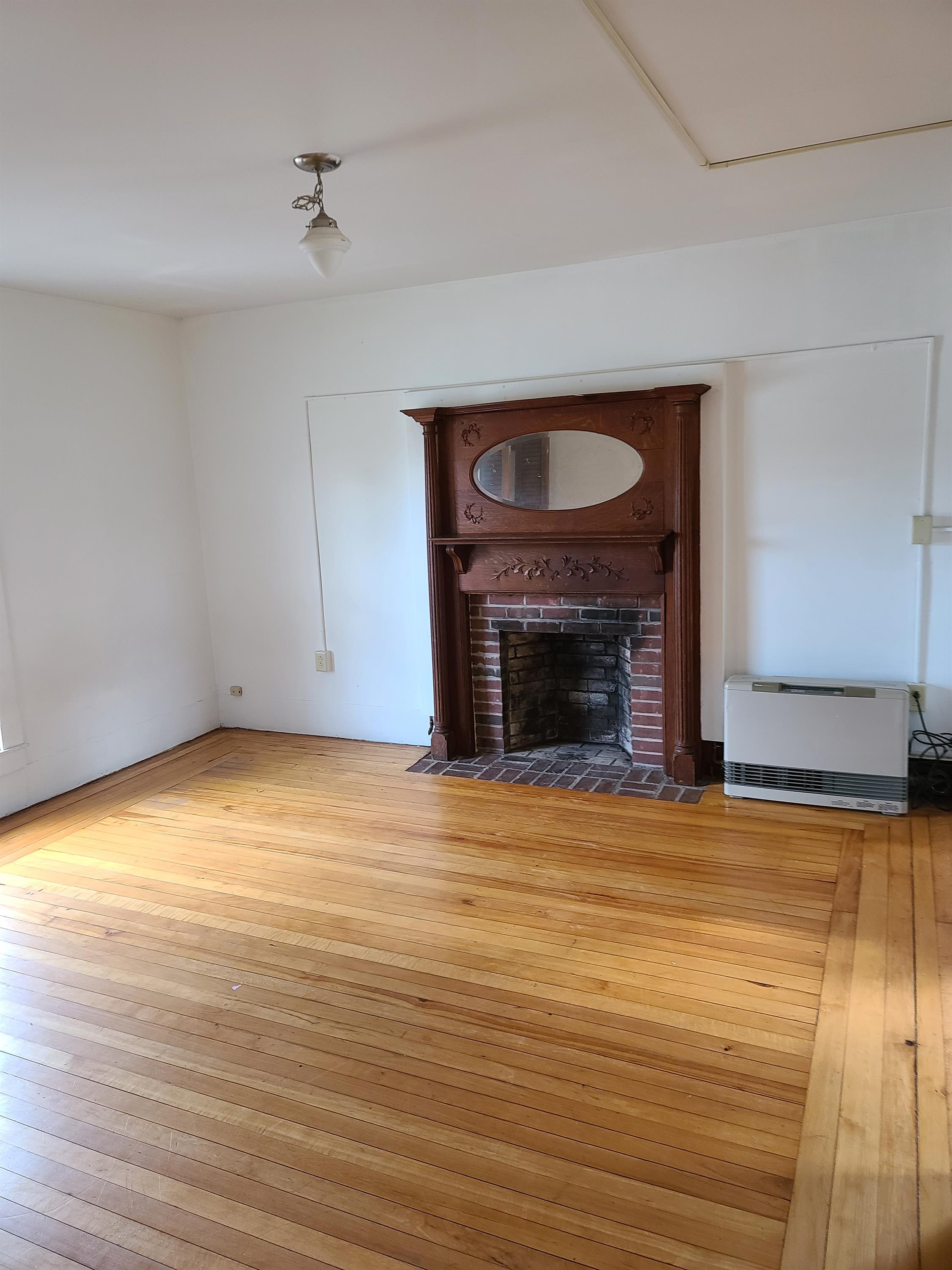312 S Craftsbury Road #2 – photo 1