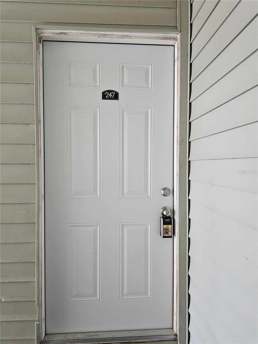 247 THORN TREE Place – photo 3