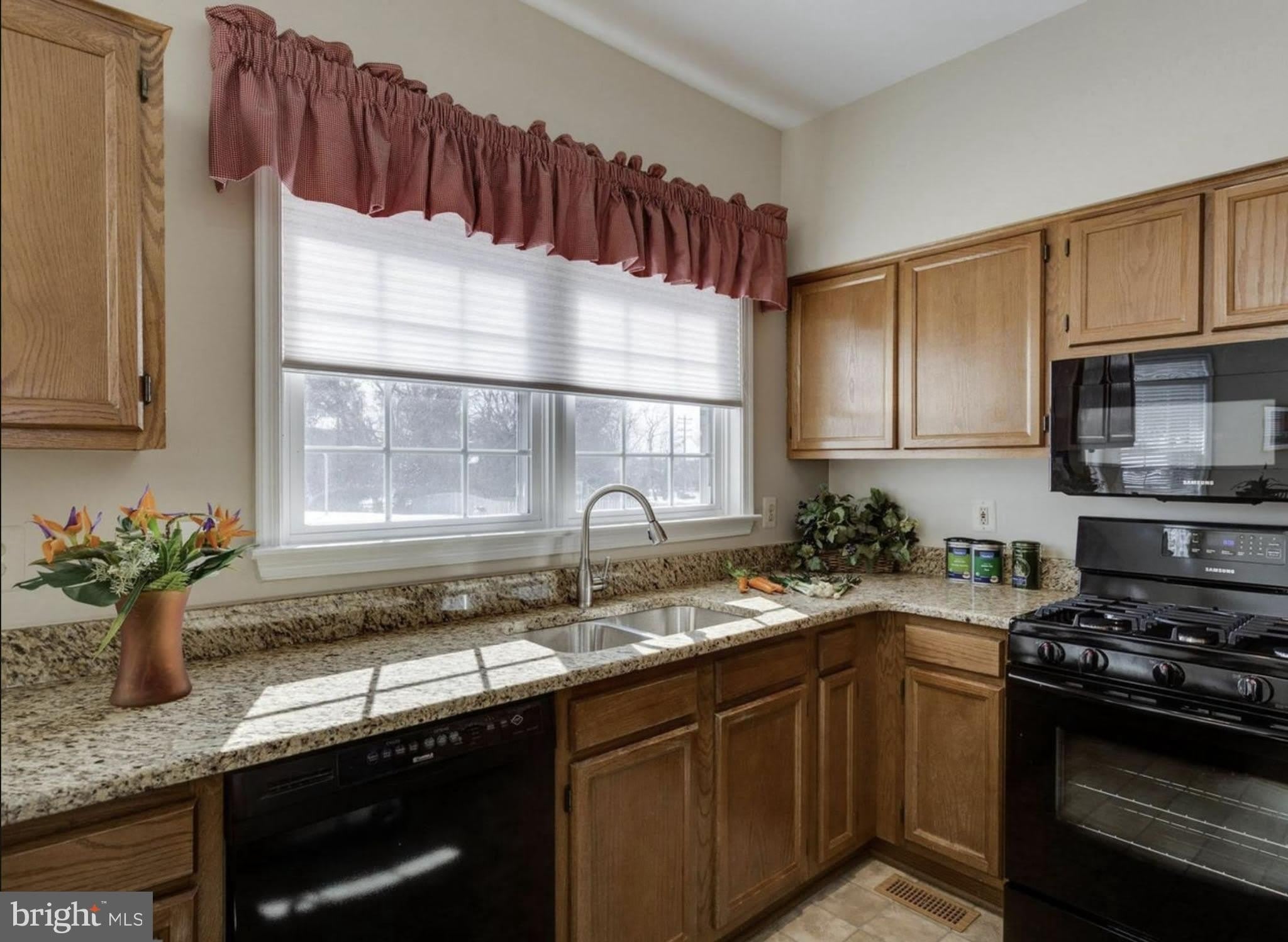 5511 Village Center Drive – photo 2