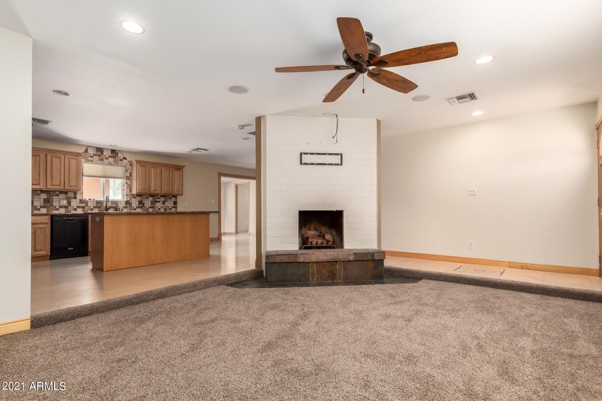 1608 W INVERNESS Drive – photo 5