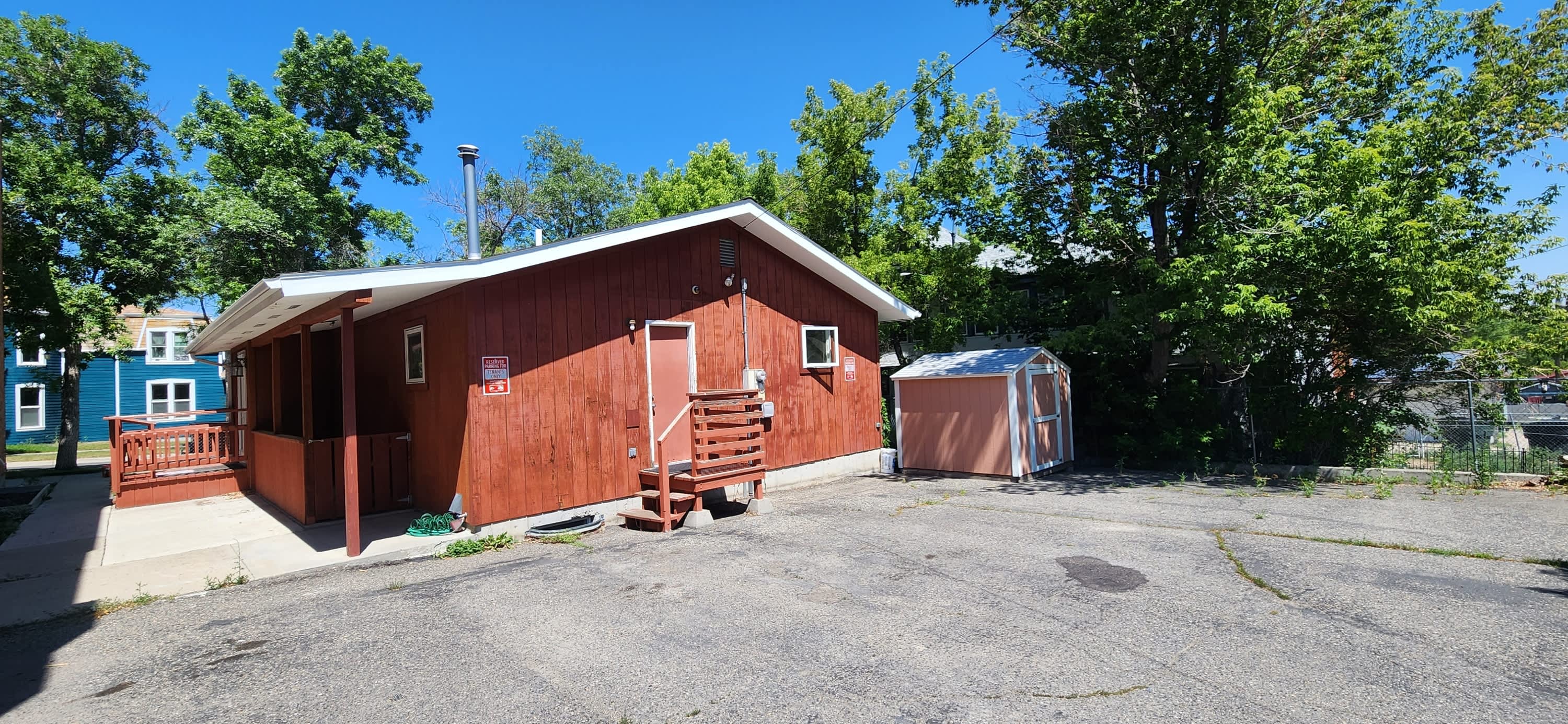 907 E 6th Ave – photo 2