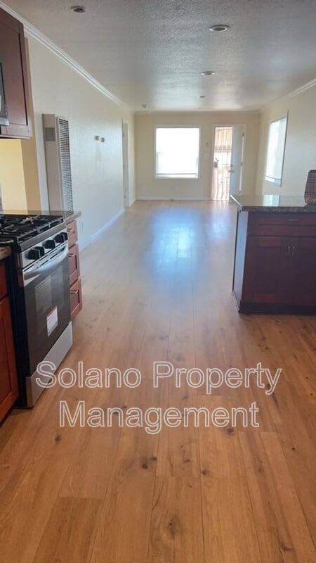 1820 Carolina St – photo 4