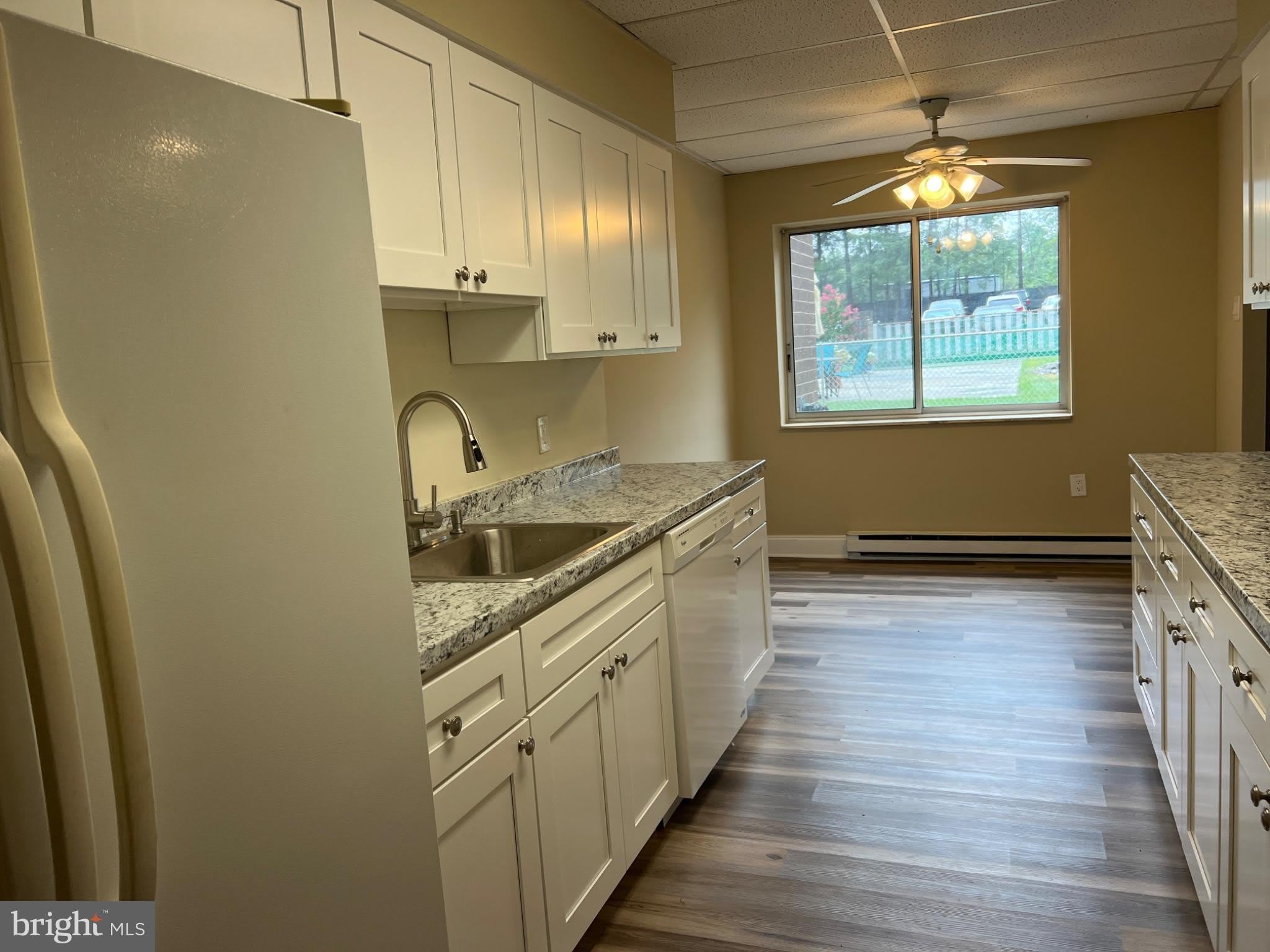 860 LOWER FERRY Road – photo 4