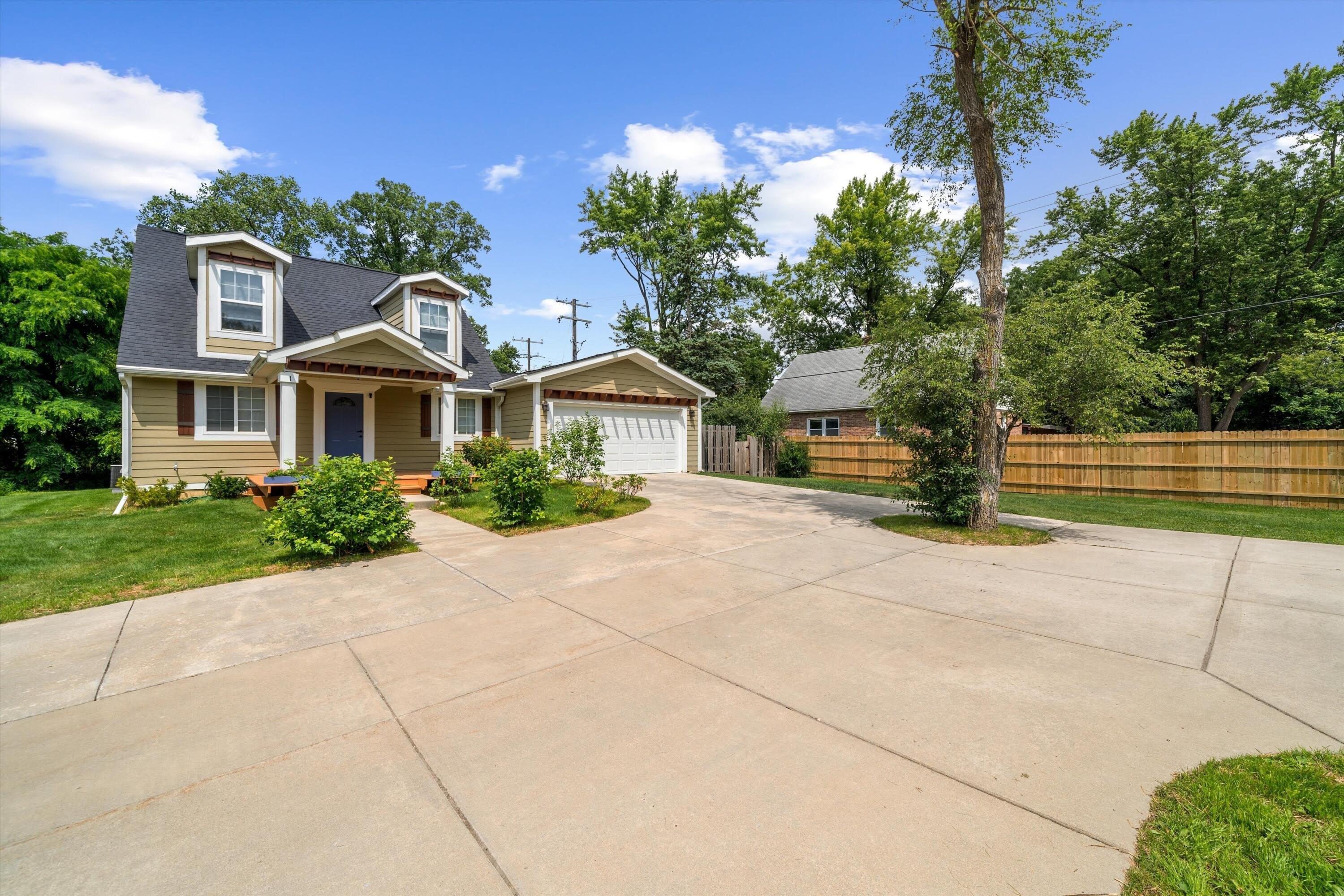 1 Maple Village Court – photo 1