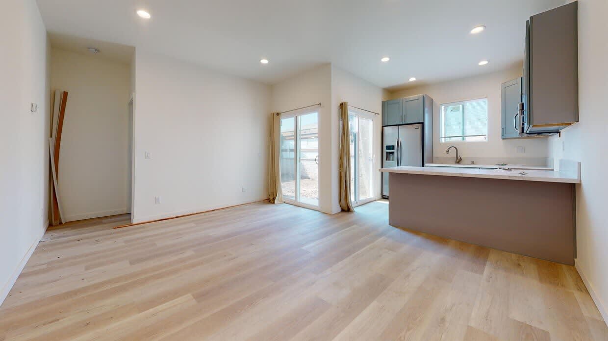 4928 63rd St. – photo 1