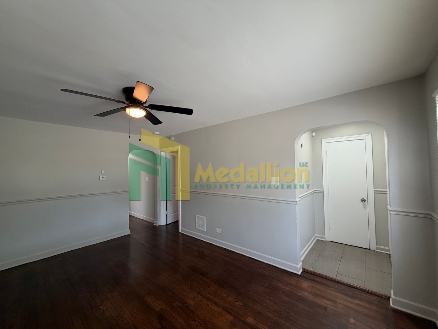 Updated 4-Bedroom Brick Ranch with Side Drive and Yard – photo 3