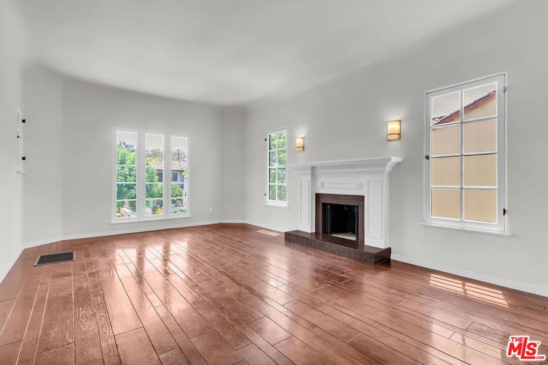 751 N CROFT Ave – photo 3