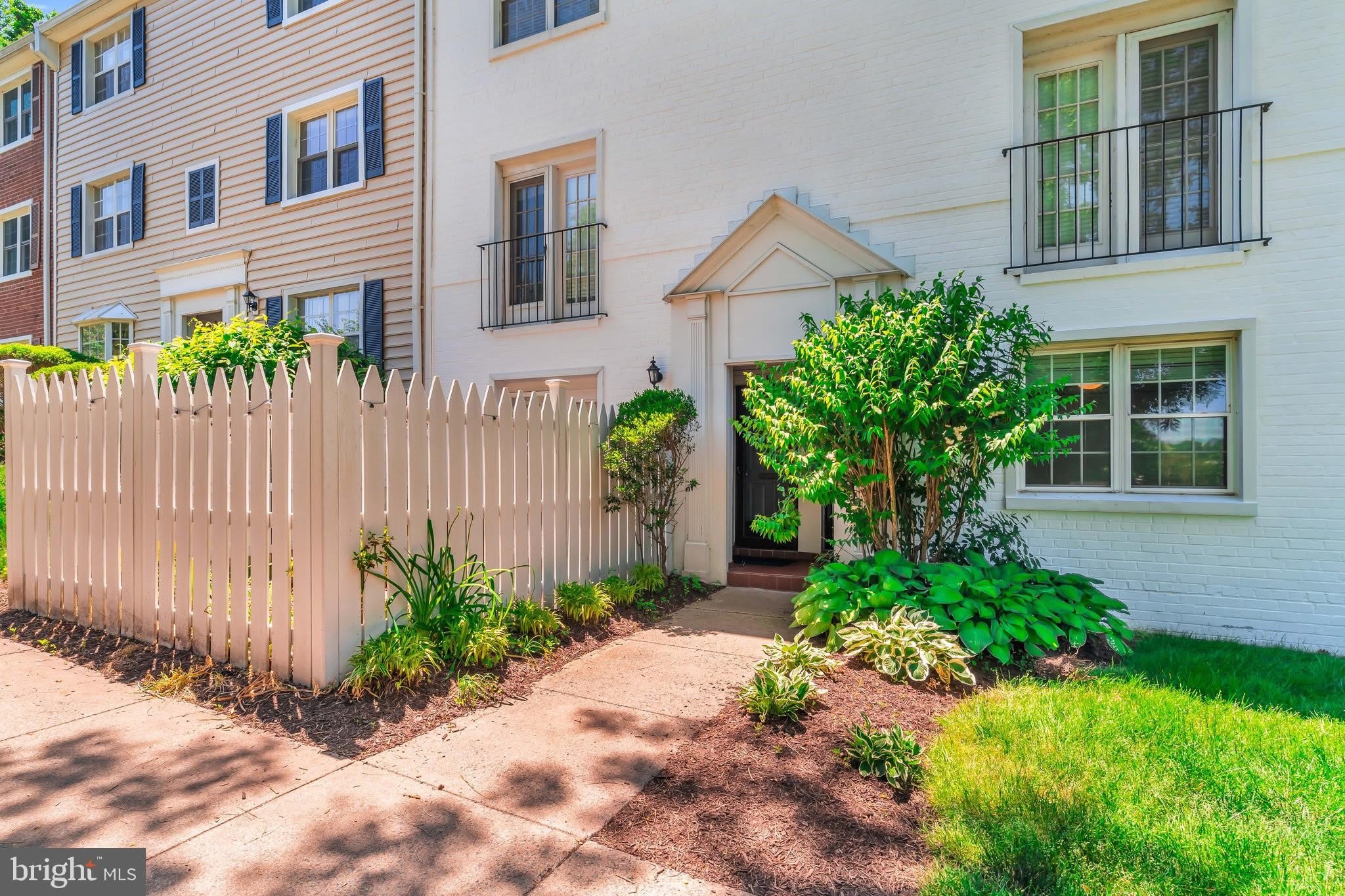 4635-A 28TH Road S – photo 1
