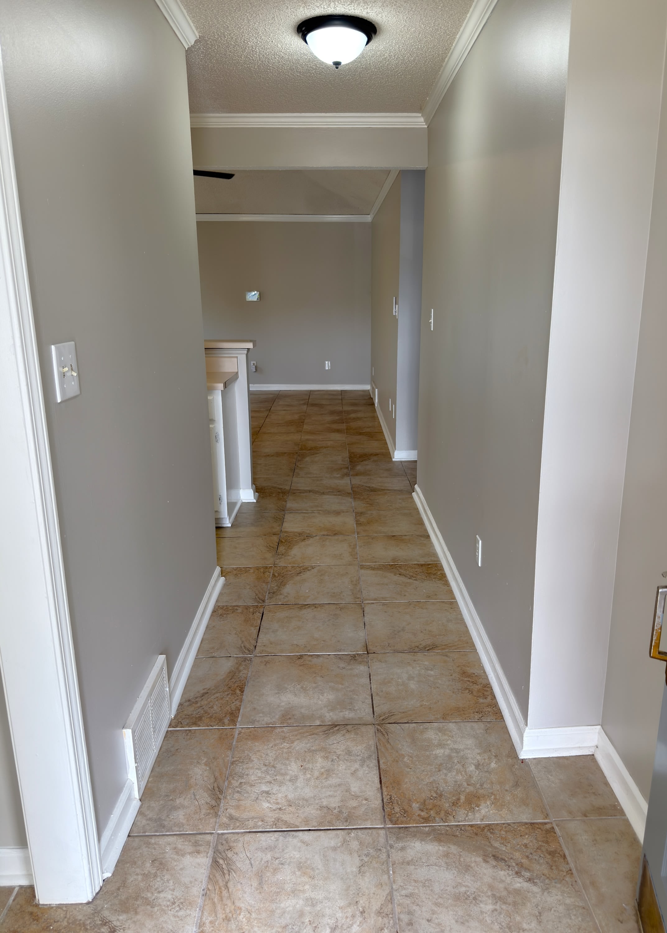 9040 Pepper Hollow Court – photo 2