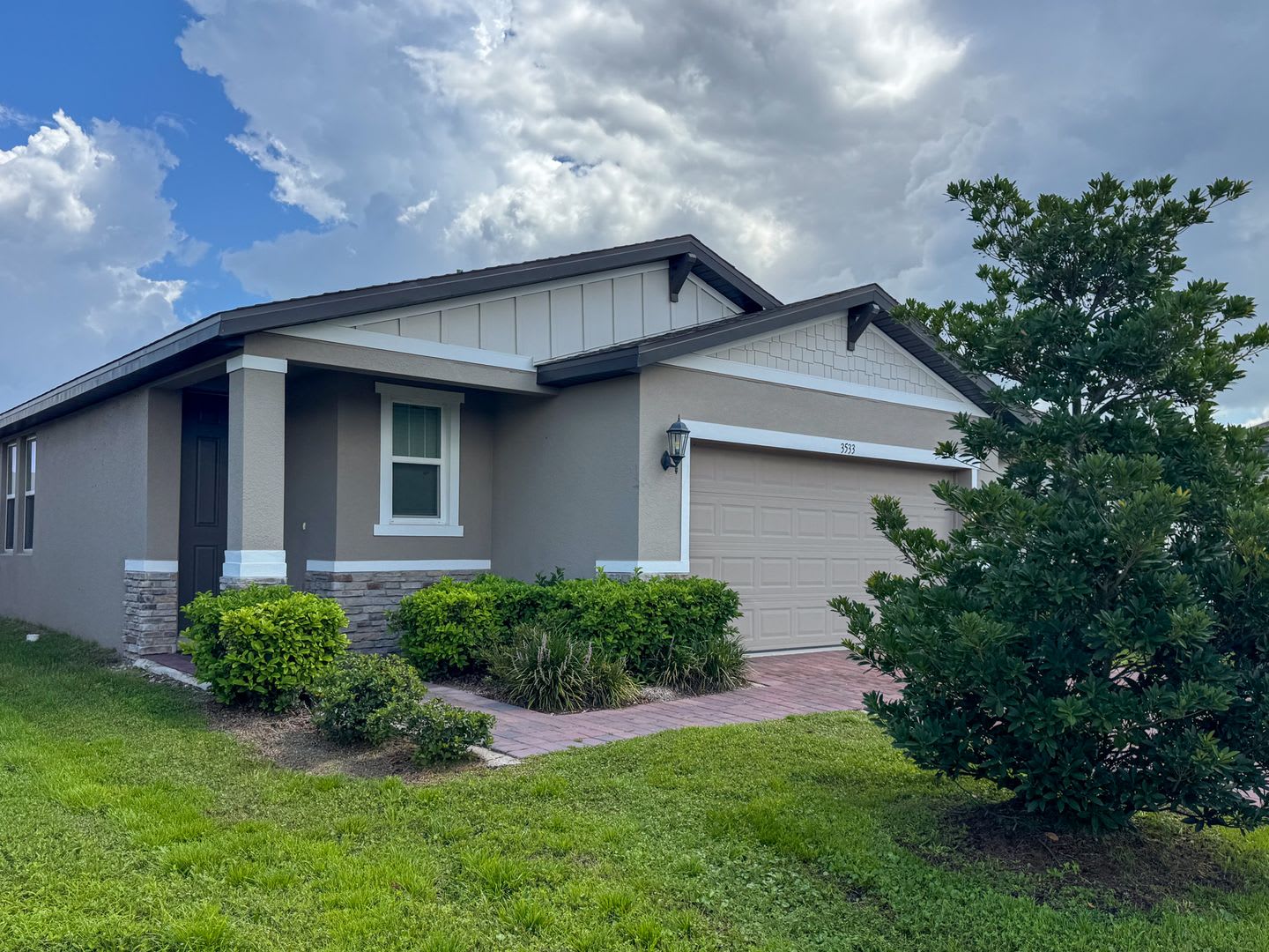 3 Bedroom 2 Bath with Double Car Garage in Poinciana! – photo 3