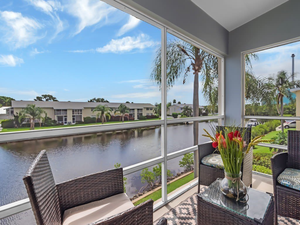 1860 Robalo Drive – photo 2
