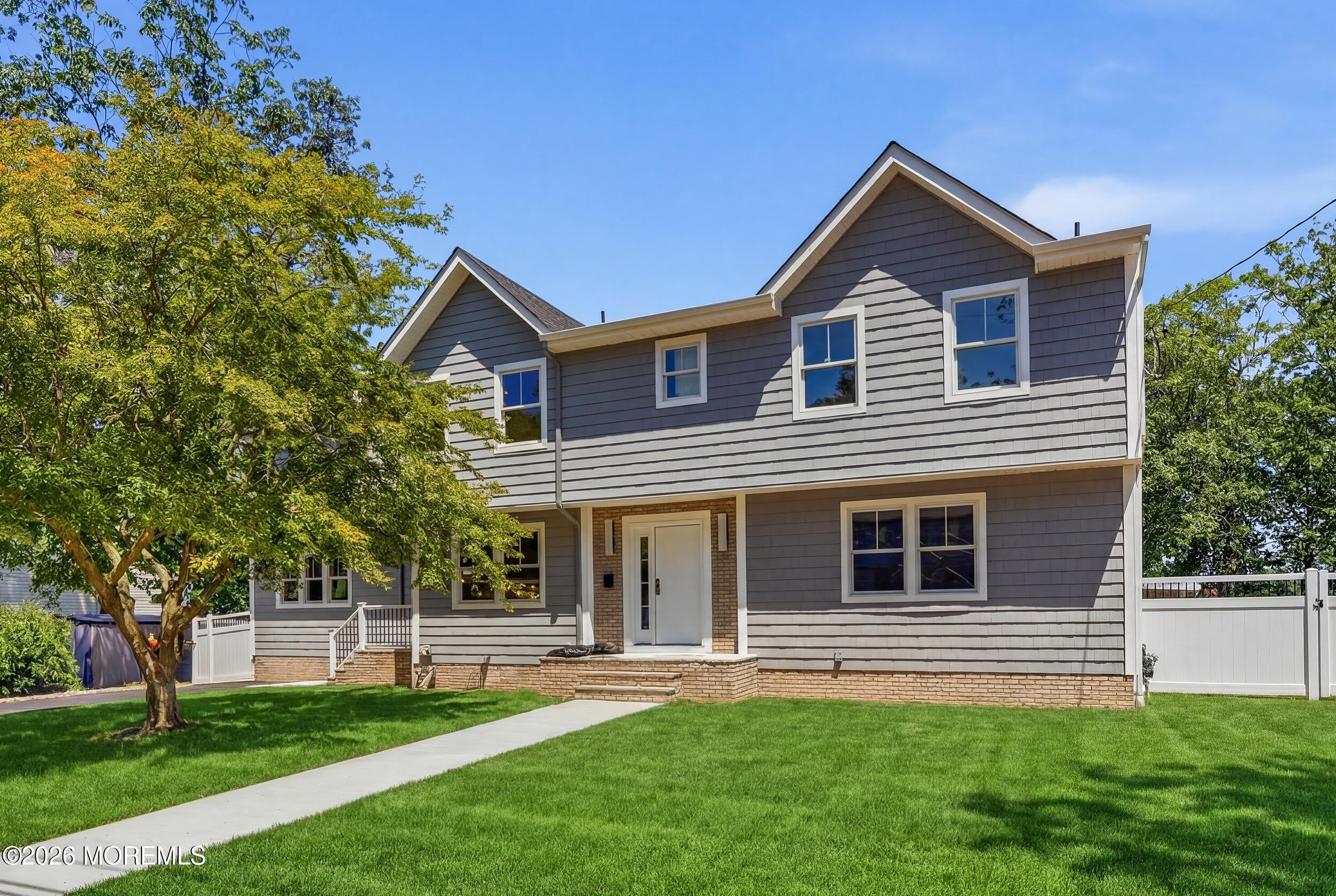 19 Roslyn Drive – photo 2