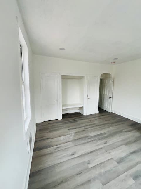 2029 East Tioga Street 2 – photo 5