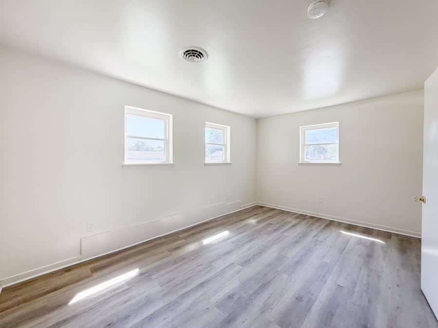 7815 Maris Rd – photo 3