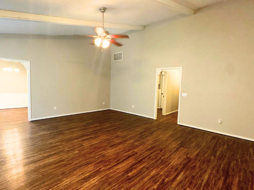 3000 SW 129th St – photo 2