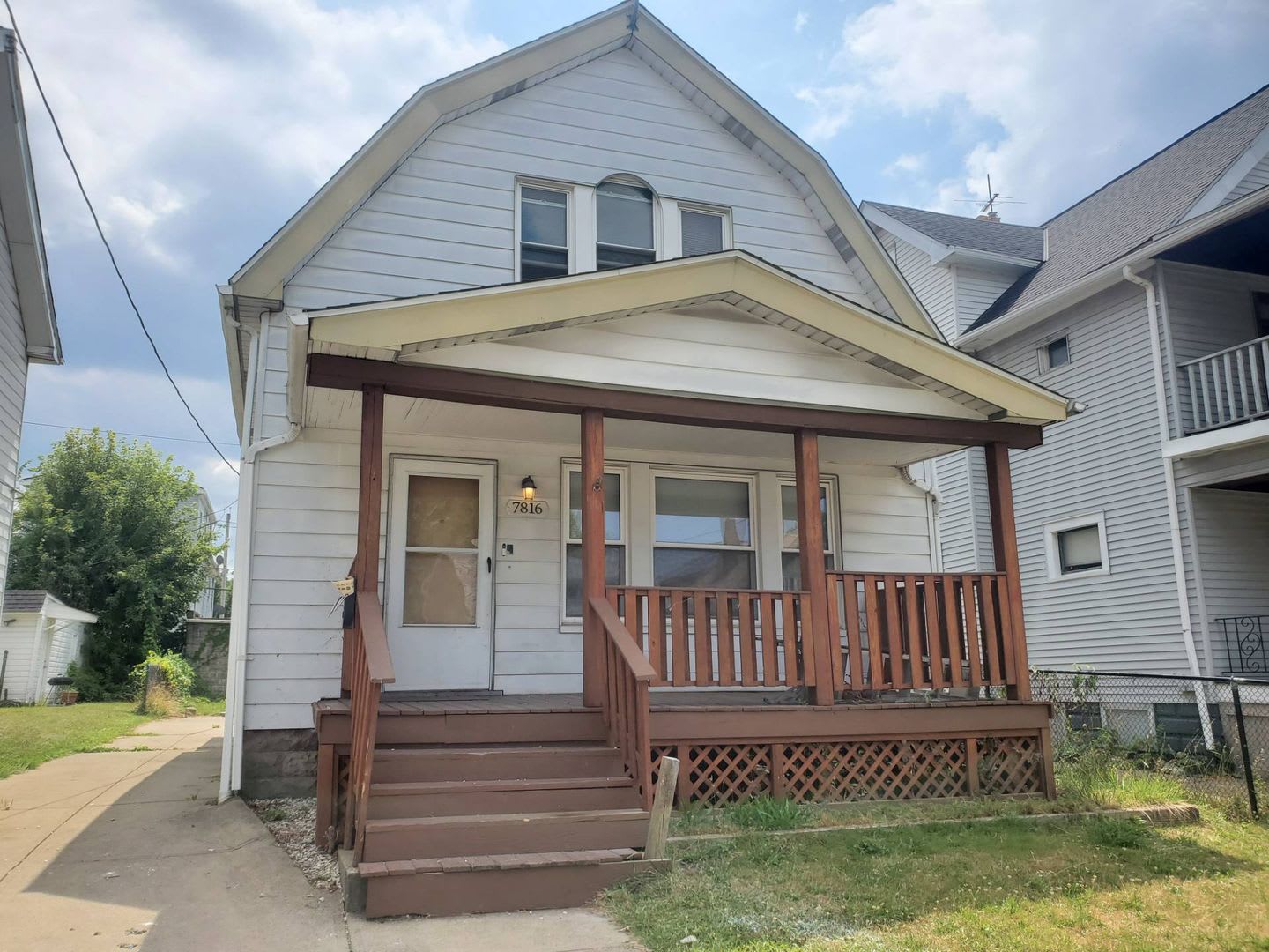 Charming 3 Bedroom Property In Prime Location – photo 1