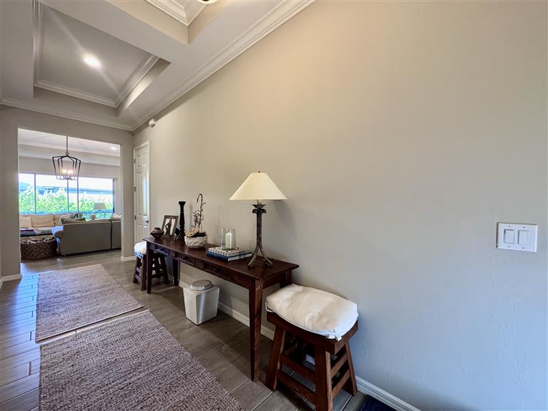 380 Maraviya Blvd – photo 4
