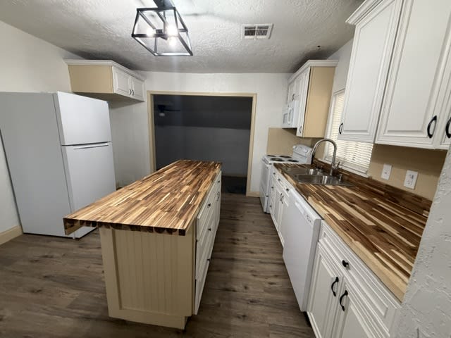 512 Northwest Glendale Drive – photo 3