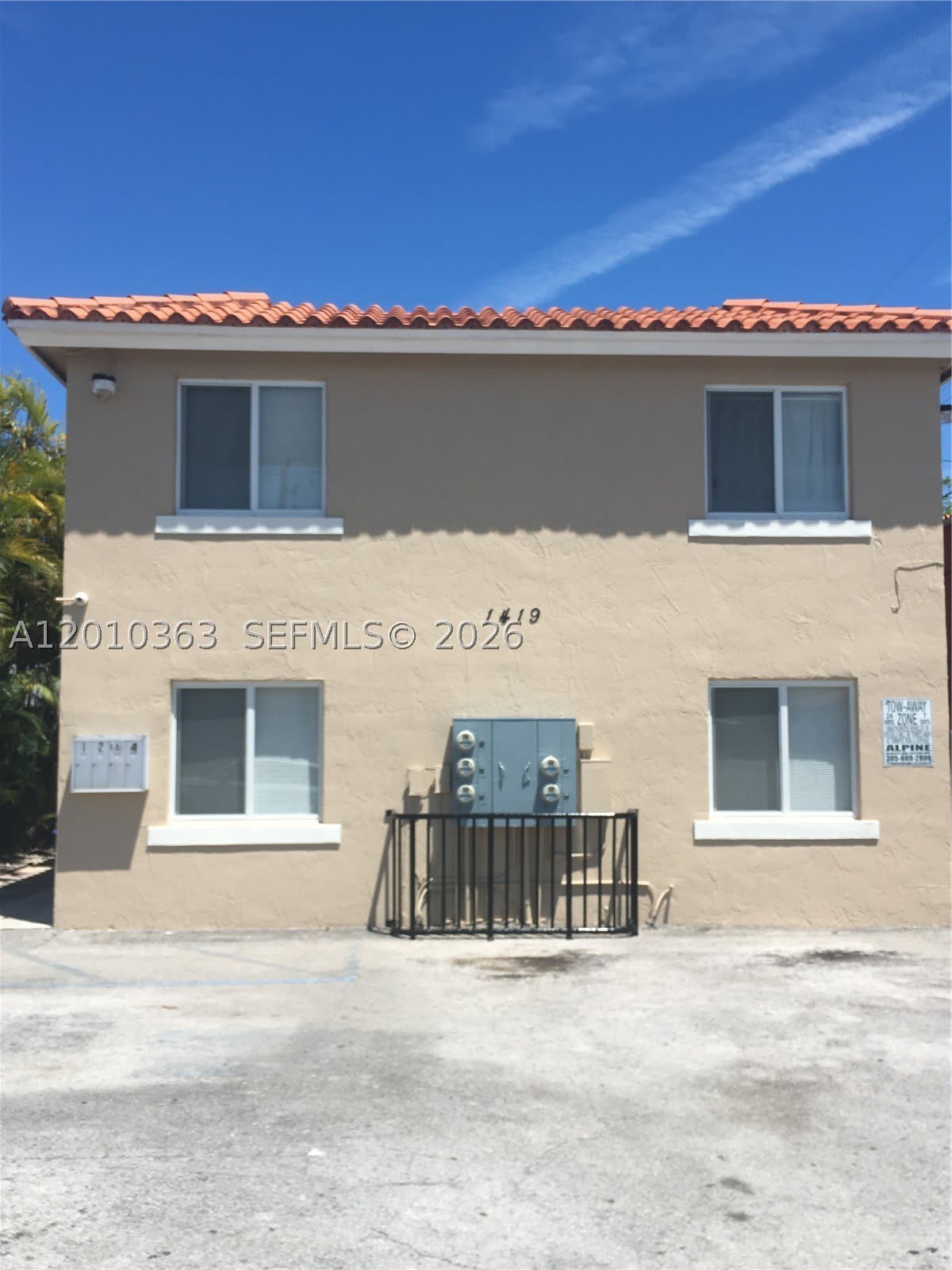 1419 SW 22nd Ave – photo 2