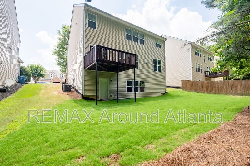 2531 Fieldview Way – photo 4